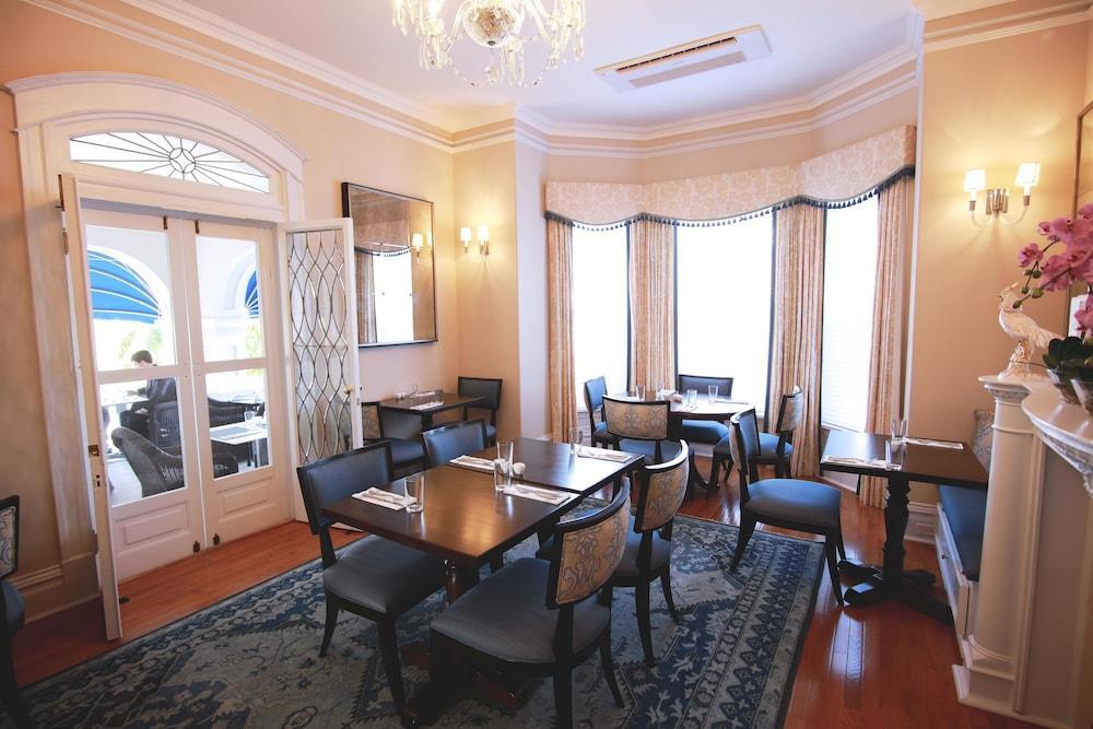 Rosedon Hotel Pembroke Dış mekan fotoğraf
